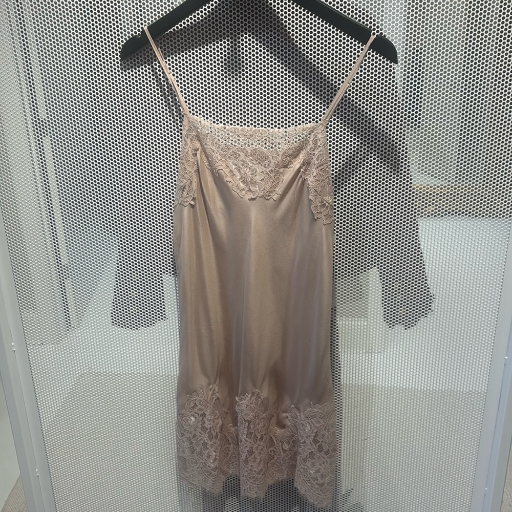 Gold Hawk Coco Lace Silk Tunic in Champagne